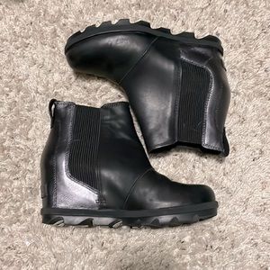 Sorel hidden heel ankle bootie